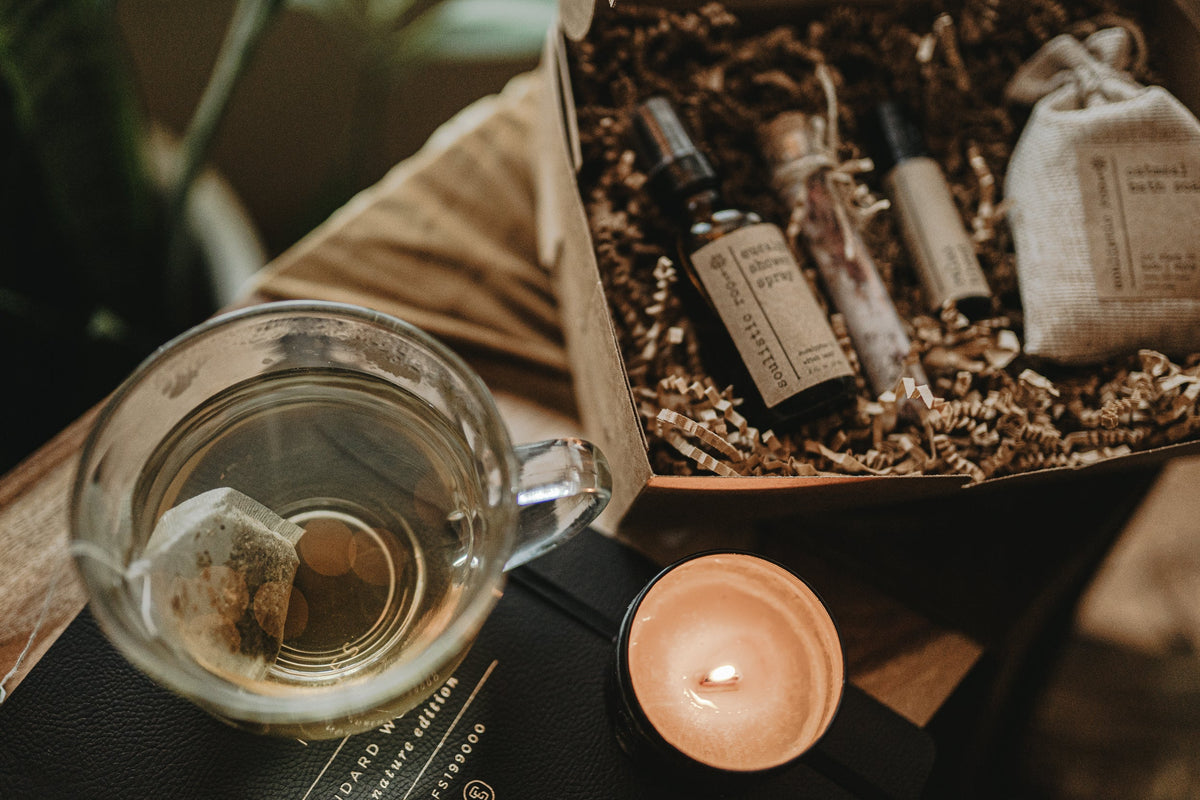 Gift Set- Shower Spray, Relax Roller, Oatmeal Soak & Rose Bath Salt